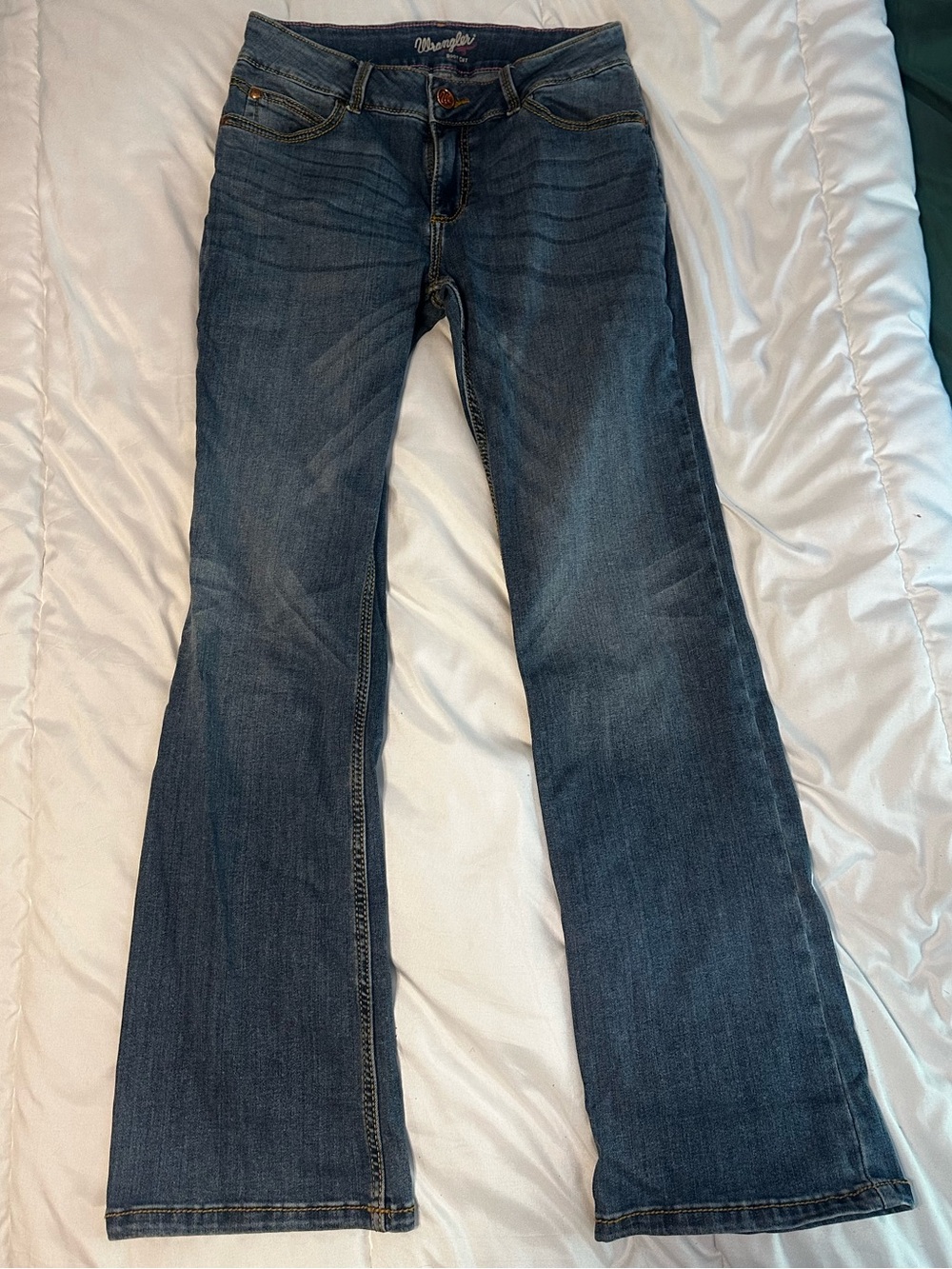 Wrangler Women’s Blue Flare Jeans 9/10 X 32